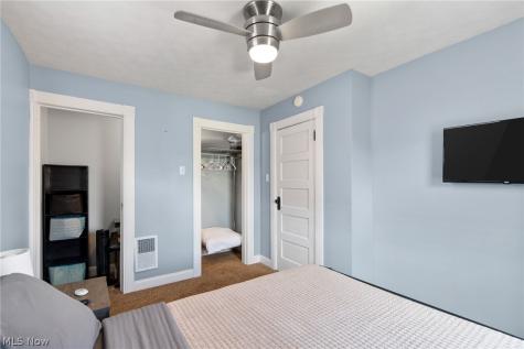 218 W North Street Wooster OH 44691