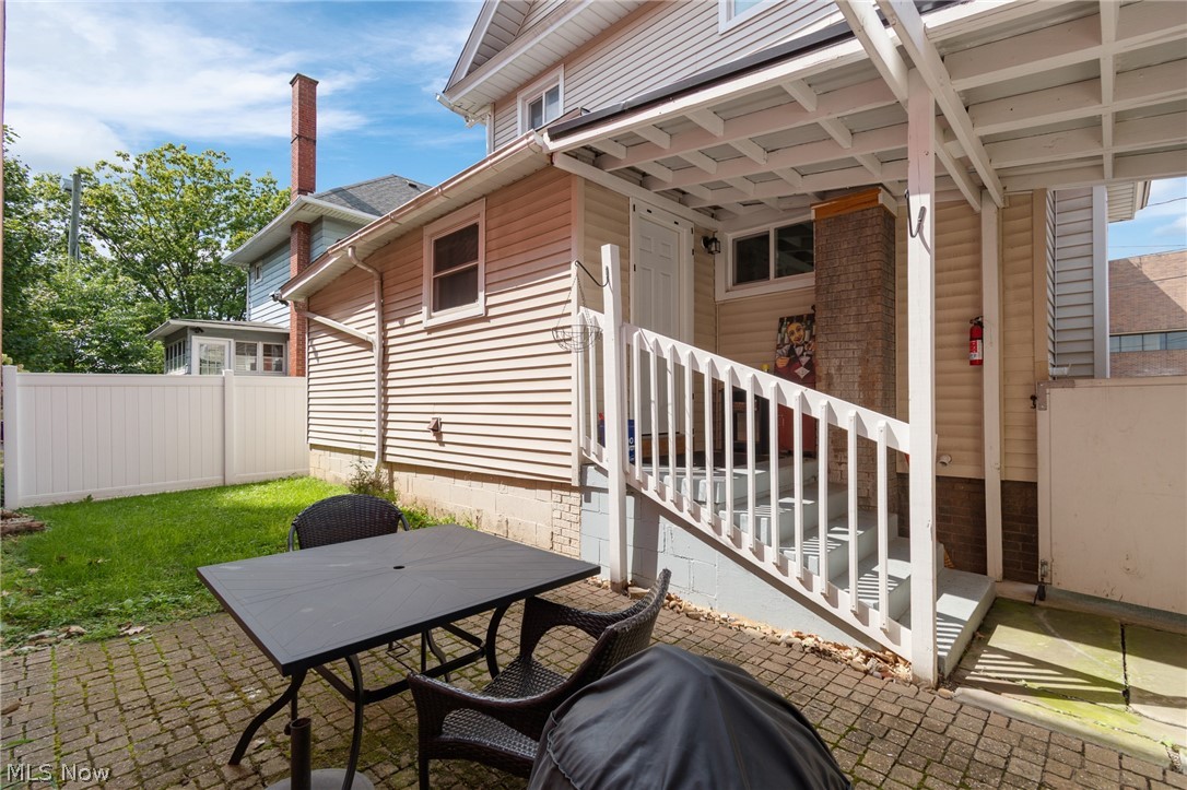 218 W North Street Wooster OH 44691