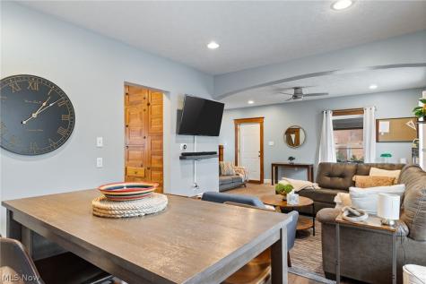 218 W North Street Wooster OH 44691