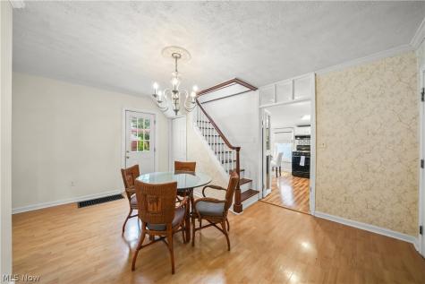 131 N Walnut Street Ravenna OH 44266