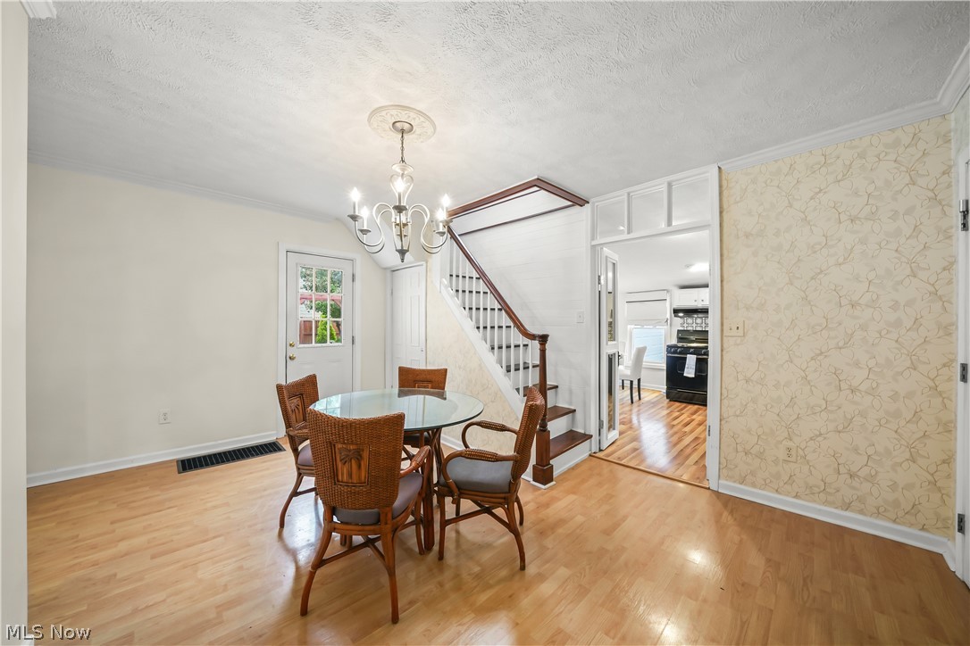 131 N Walnut Street Ravenna OH 44266