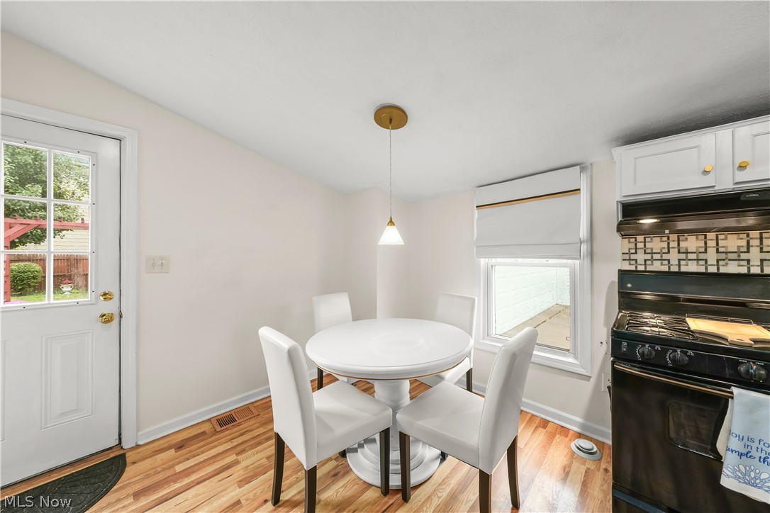 131 N Walnut Street Ravenna OH 44266