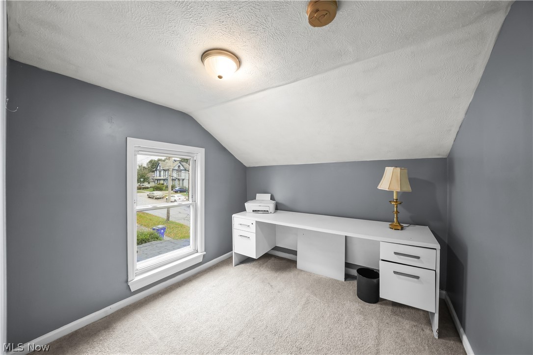 131 N Walnut Street Ravenna OH 44266