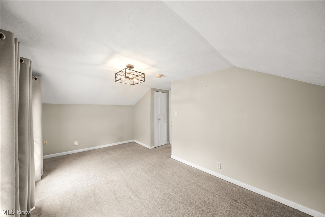 131 N Walnut Street Ravenna OH 44266