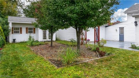 131 N Walnut Street Ravenna OH 44266