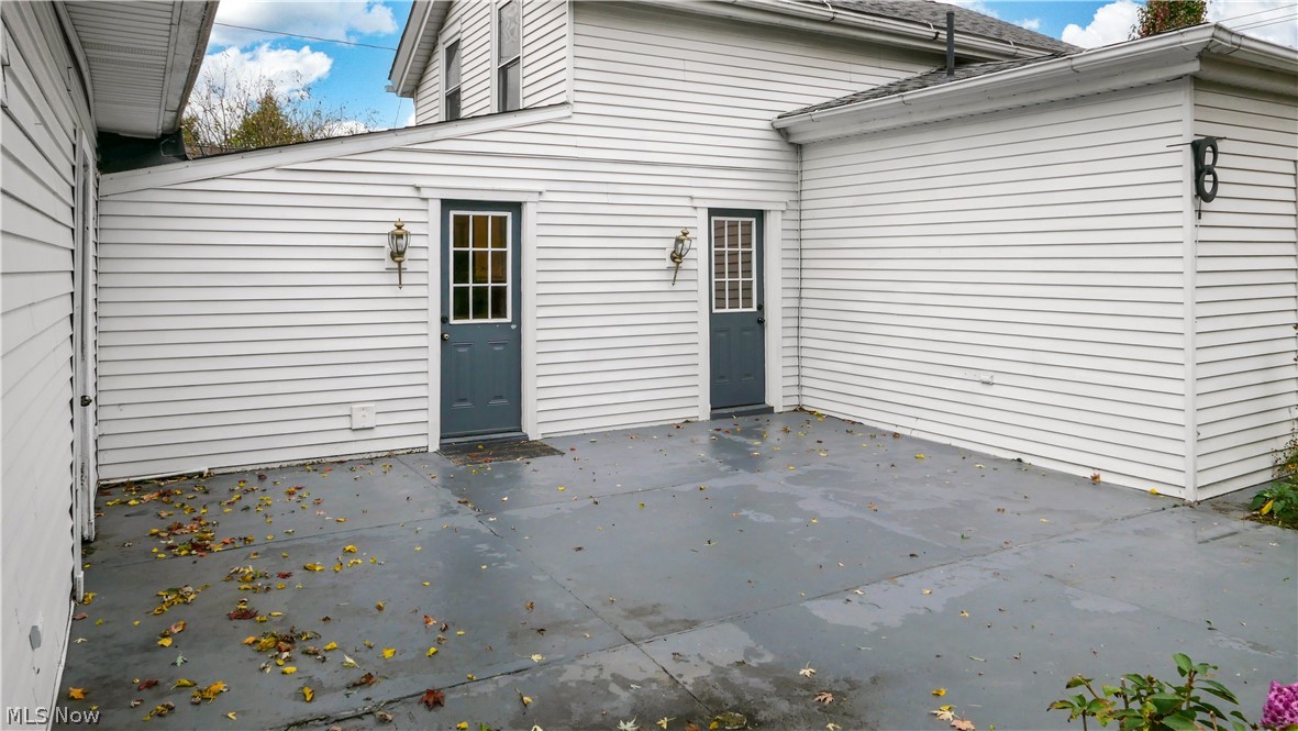 131 N Walnut Street Ravenna OH 44266
