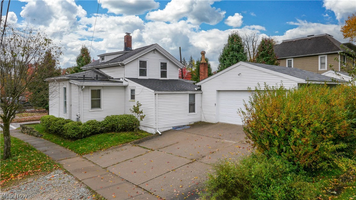 131 N Walnut Street Ravenna OH 44266