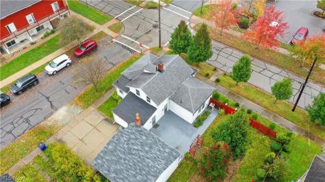 131 N Walnut Street Ravenna OH 44266