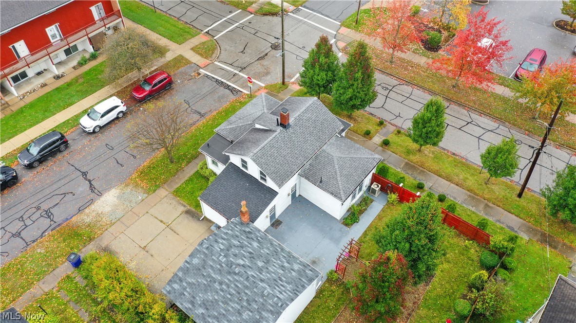 131 N Walnut Street Ravenna OH 44266