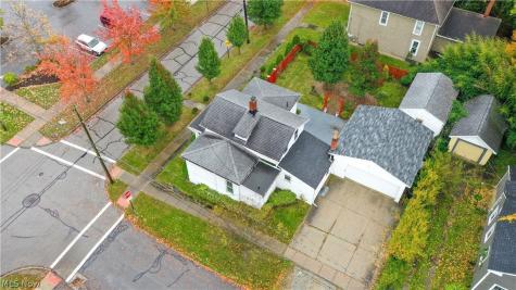 131 N Walnut Street Ravenna OH 44266
