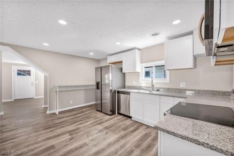 3642 Albany Avenue Lorain OH 44055