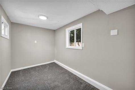 3642 Albany Avenue Lorain OH 44055