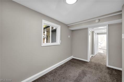 3642 Albany Avenue Lorain OH 44055
