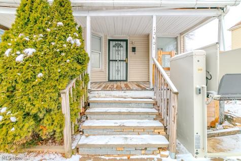 10401 Olivet Avenue Cleveland OH 44108