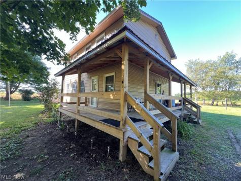 1081 Creek Road Pierpont OH 44082