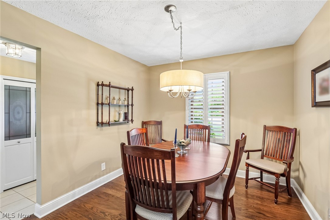 32179 Cambridge Circle Avon Lake OH 44012