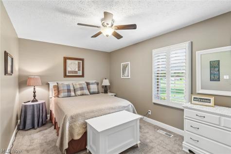 32179 Cambridge Circle Avon Lake OH 44012