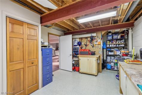 32179 Cambridge Circle Avon Lake OH 44012