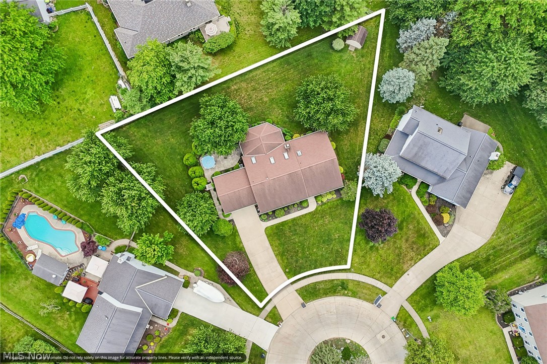 32179 Cambridge Circle Avon Lake OH 44012