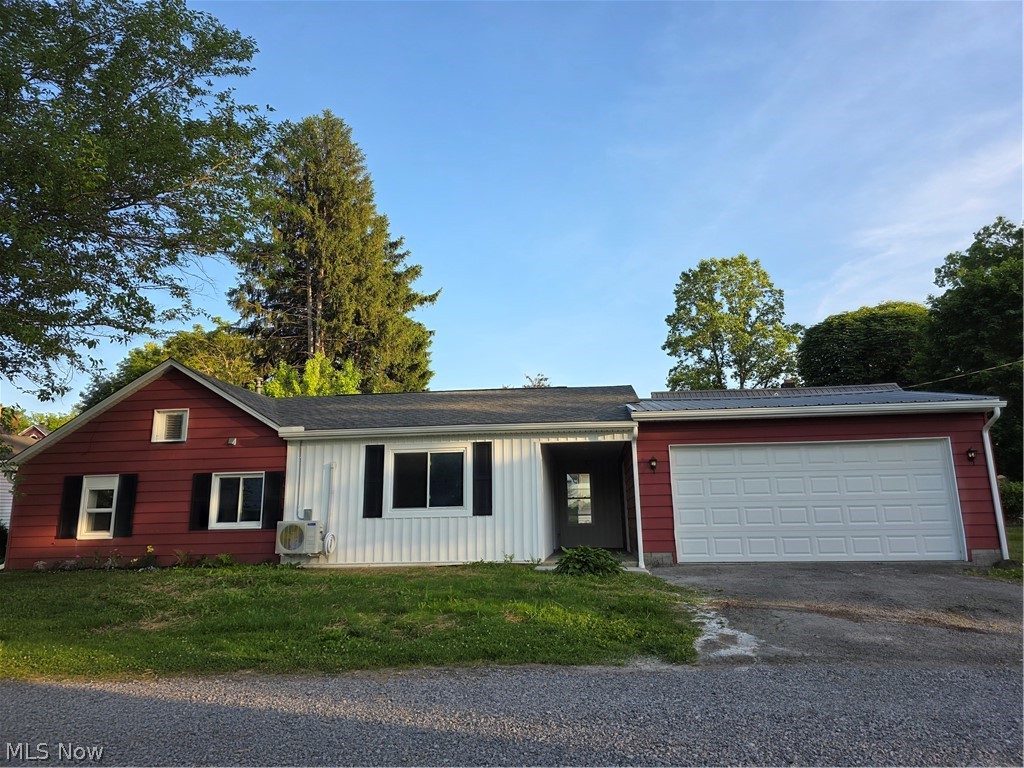 446 N Middle Street Columbiana OH 44408