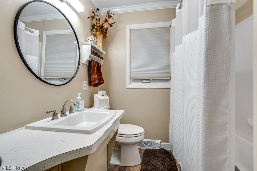 183 Timberlane Drive Northfield Center OH 44067