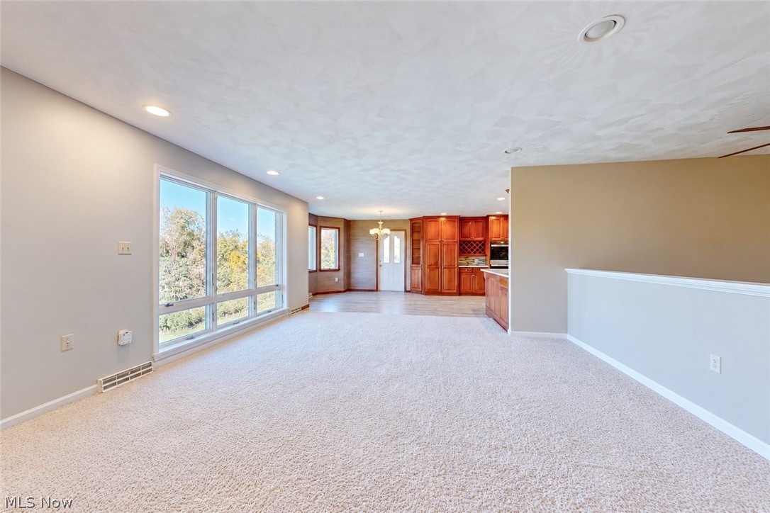 111 Avalon Estate Wintersville OH 43953