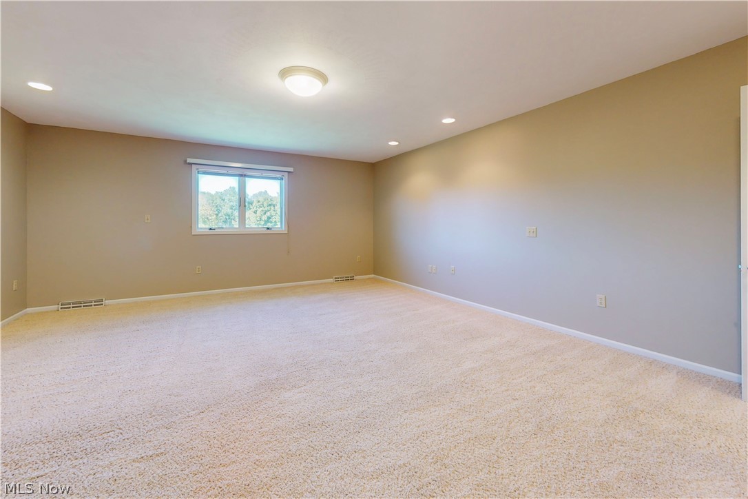 111 Avalon Estate Wintersville OH 43953