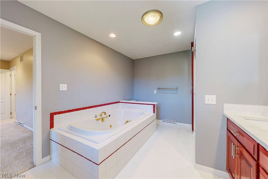 111 Avalon Estate Wintersville OH 43953