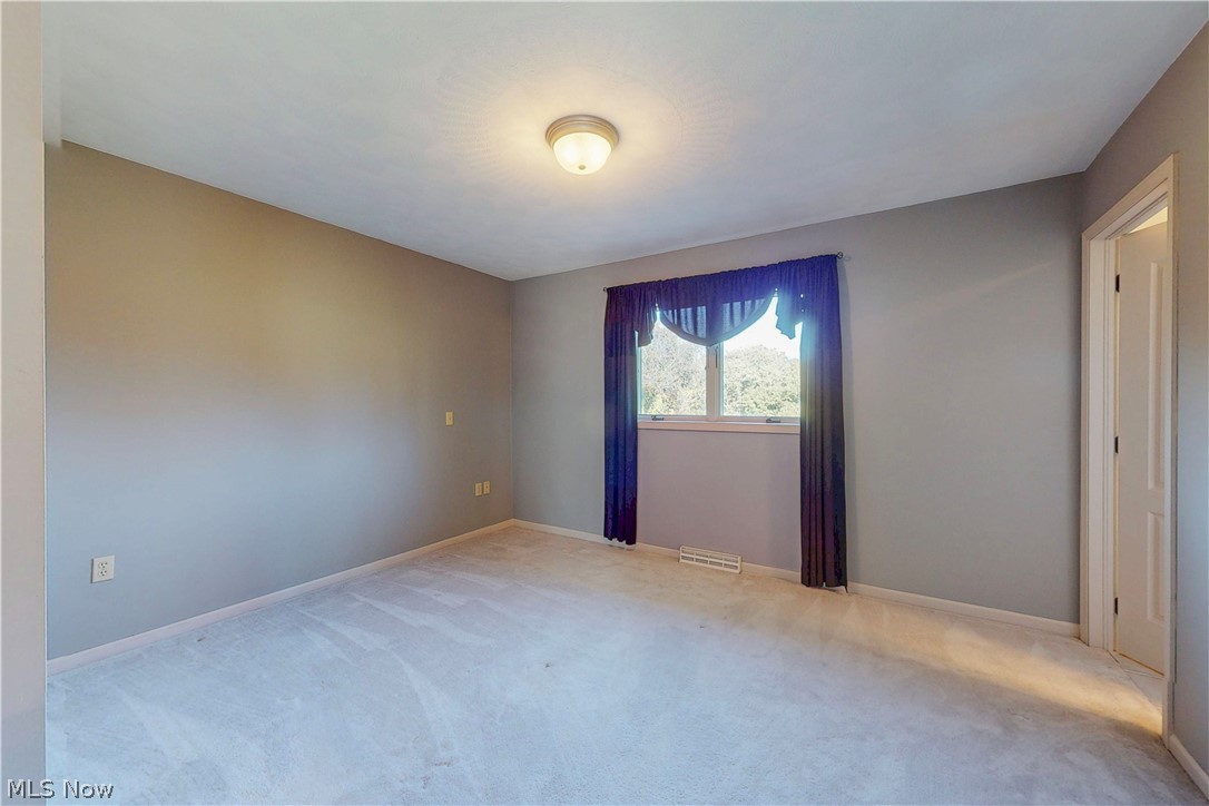 111 Avalon Estate Wintersville OH 43953