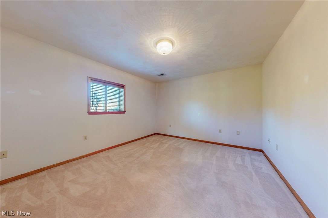 111 Avalon Estate Wintersville OH 43953