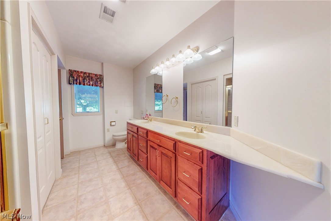 111 Avalon Estate Wintersville OH 43953