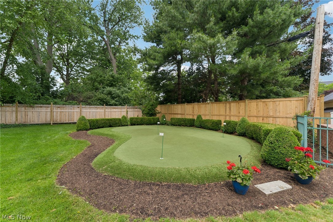 17835 Lake Road Lakewood OH 44107
