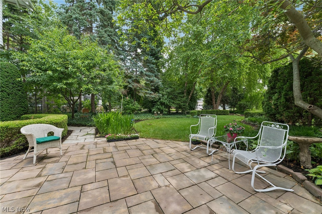 17835 Lake Road Lakewood OH 44107