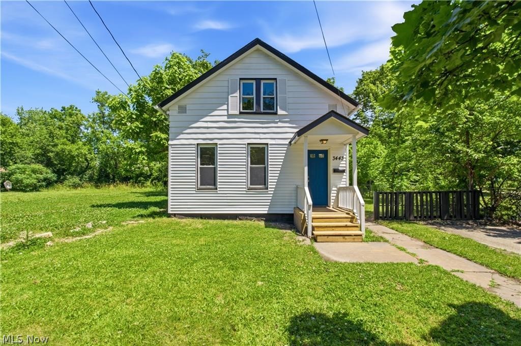3443 E 75th Street Cleveland OH 44127