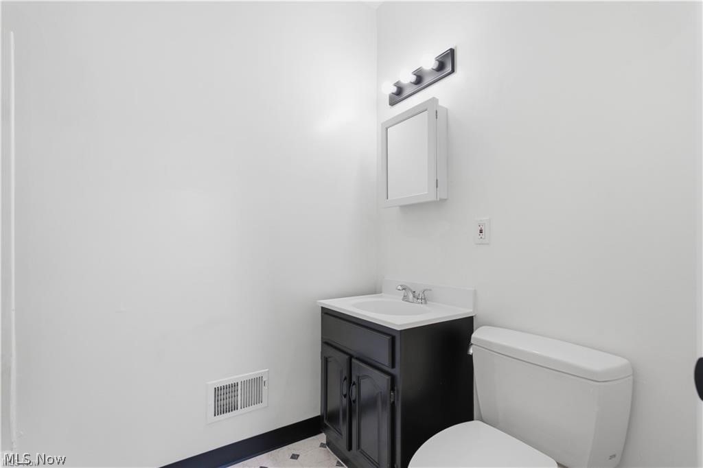 3443 E 75th Street Cleveland OH 44127