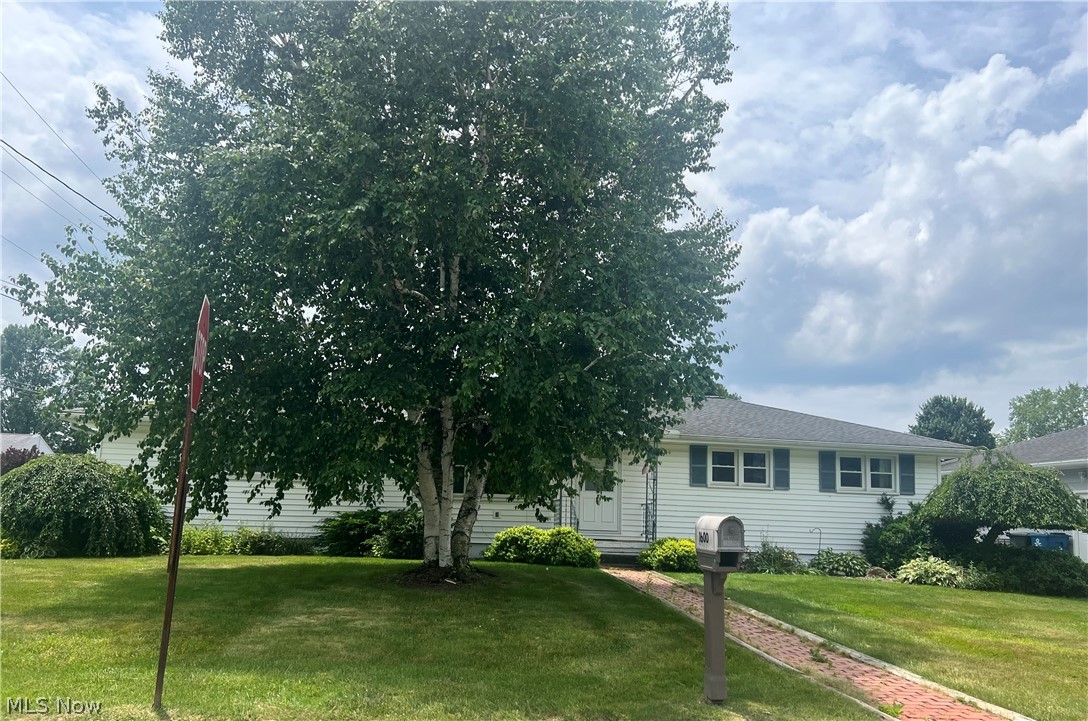 1600 Oak Street Girard OH 44420