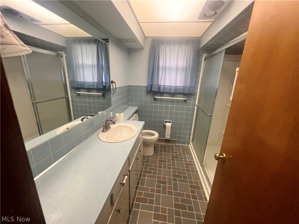1600 Oak Street Girard OH 44420