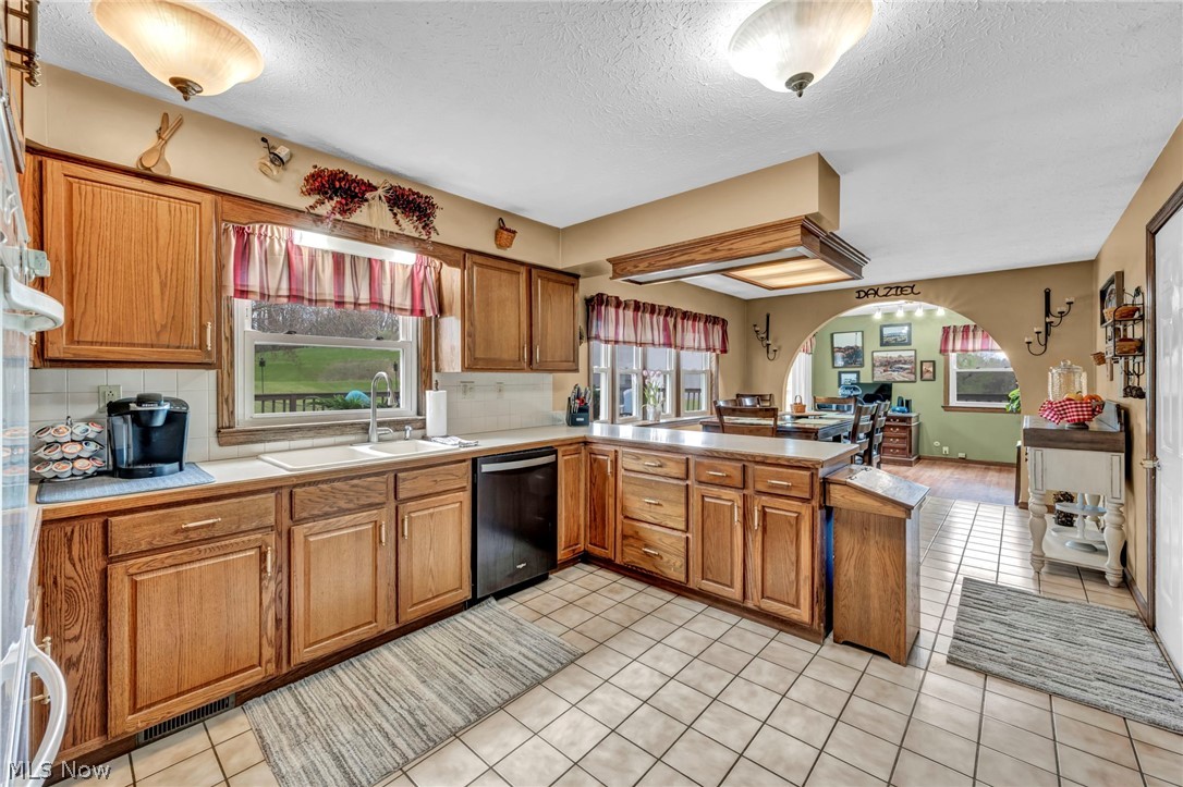 2287 Trares Road Mogadore OH 44260