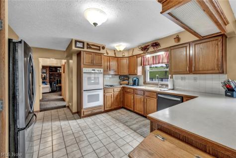 2287 Trares Road Mogadore OH 44260