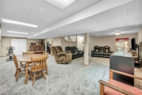 2287 Trares Road Mogadore OH 44260