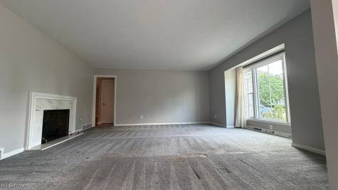 5108 Meadow Wood Boulevard Lyndhurst OH 44124