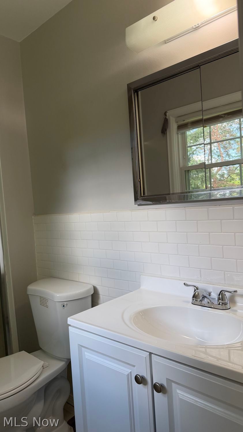 5108 Meadow Wood Boulevard Lyndhurst OH 44124