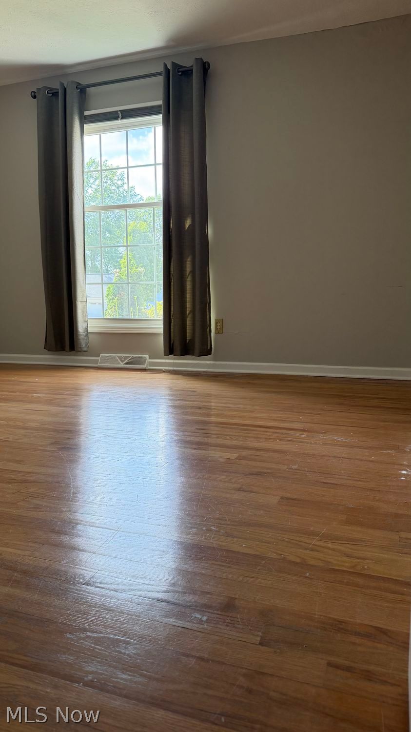 5108 Meadow Wood Boulevard Lyndhurst OH 44124