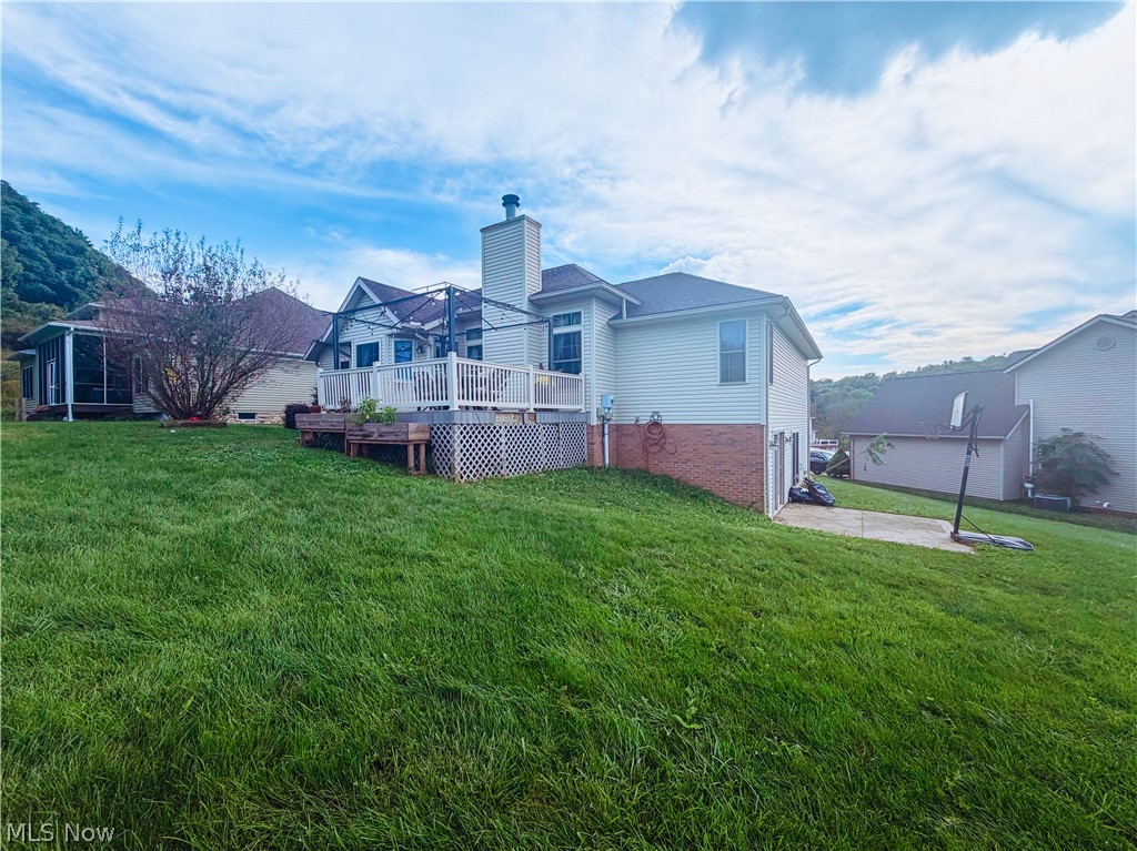 501 Deer Park Drive NE New Philadelphia OH 44663