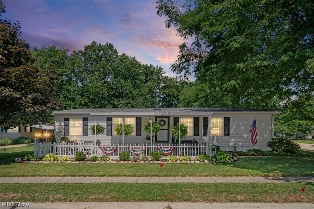 61 Periwinkle Drive Olmsted Twp OH 44138