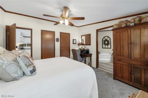 61 Periwinkle Drive Olmsted Twp OH 44138