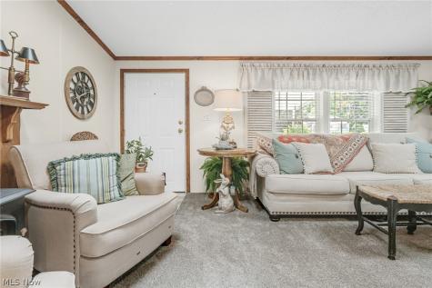 61 Periwinkle Drive Olmsted Twp OH 44138