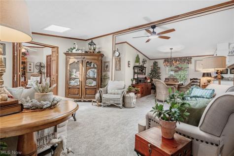 61 Periwinkle Drive Olmsted Twp OH 44138
