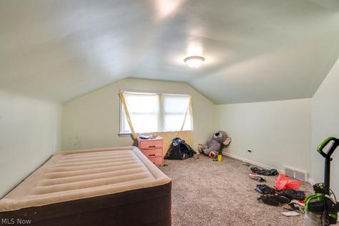 241 E 242nd Street Euclid OH 44123