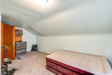 241 E 242nd Street Euclid OH 44123